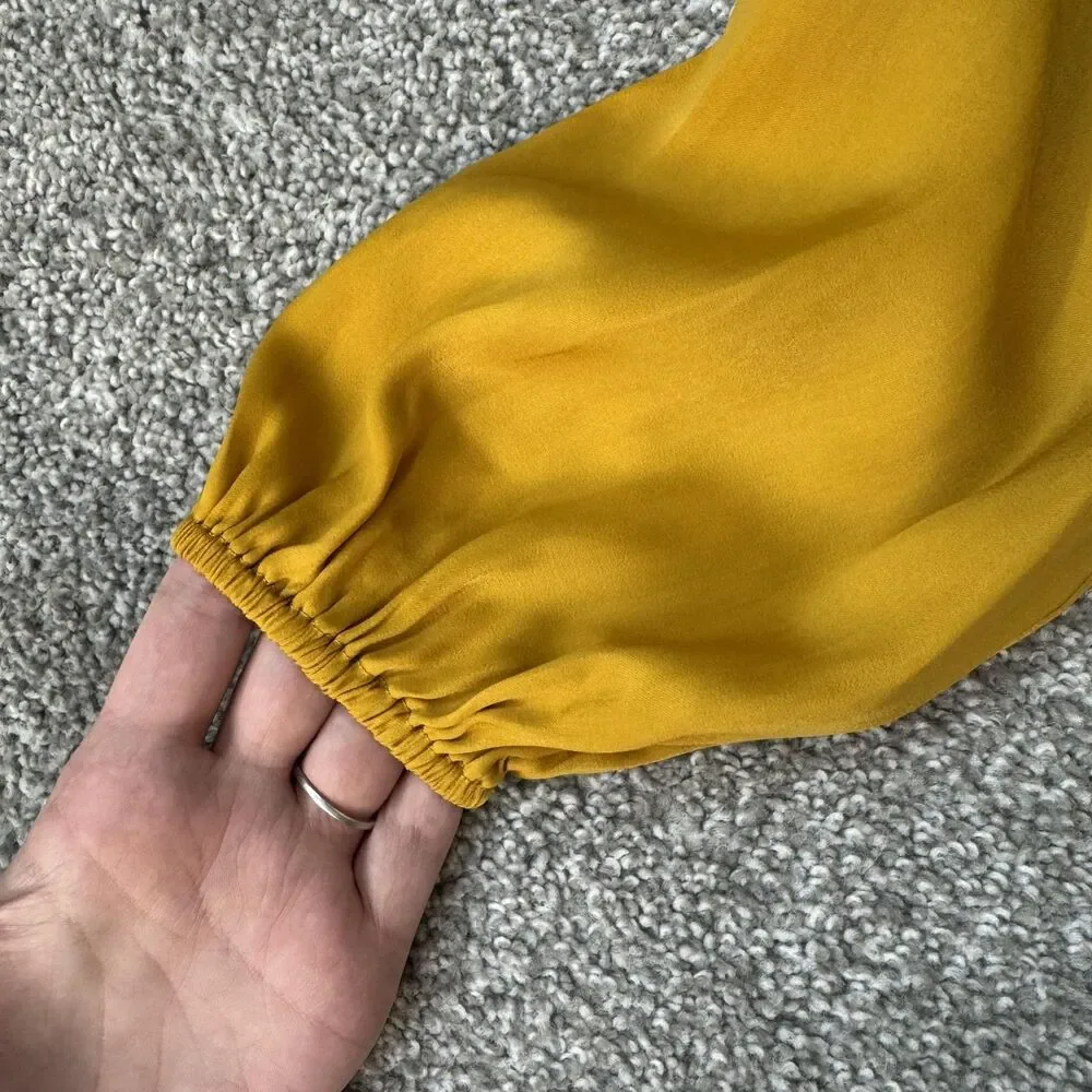 Banana Republic Blouse Womens XS Yellow Satin V Neck Long Sleeve Shirred Top